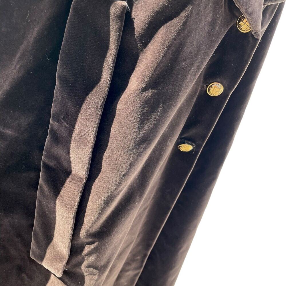 Vintage 50s 60s Chocolate Brown Velvet Cape Gold Tone Buttons Lined OSFM Fall - Picture 8 of 10